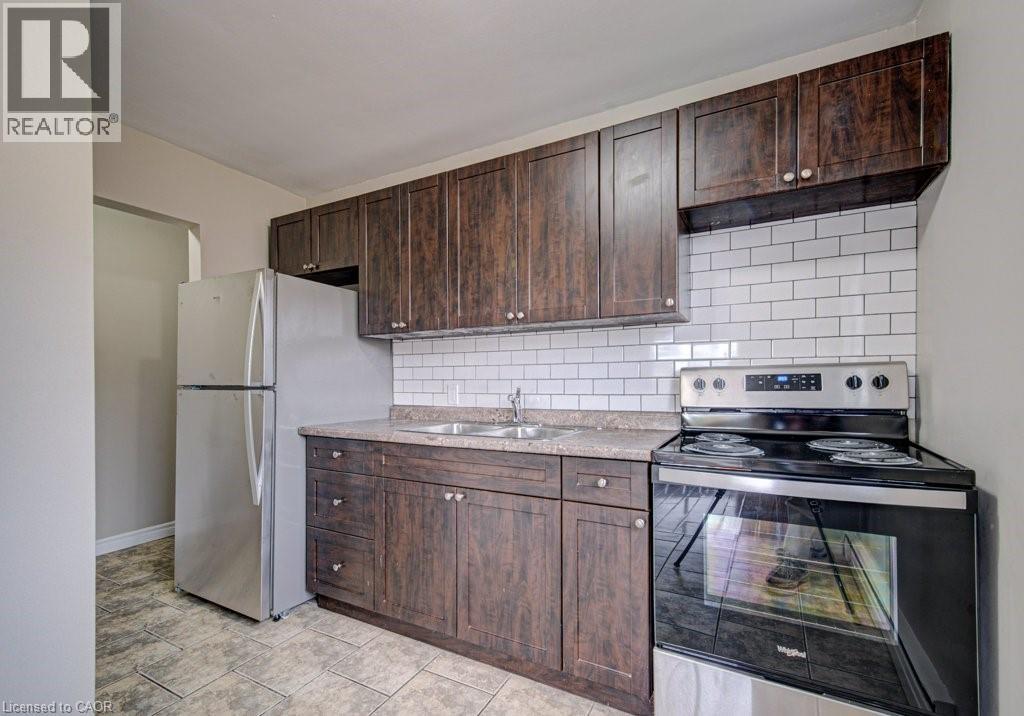 16 Southdale Avenue Unit# 6, Kitchener, Ontario  N2M 3V5 - Photo 10 - 40830778