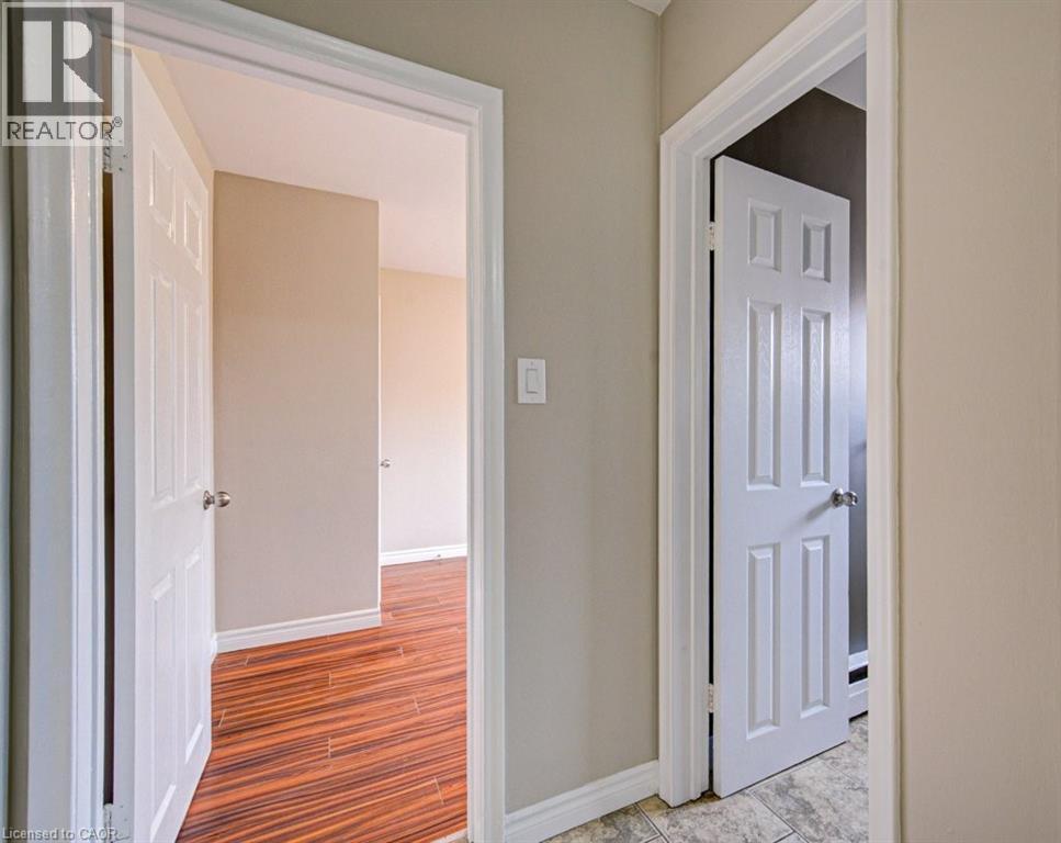 16 Southdale Avenue Unit# 6, Kitchener, Ontario  N2M 3V5 - Photo 3 - 40830778