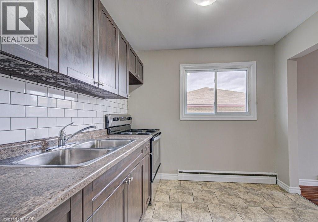 16 Southdale Avenue Unit# 6, Kitchener, Ontario  N2M 3V5 - Photo 9 - 40830778