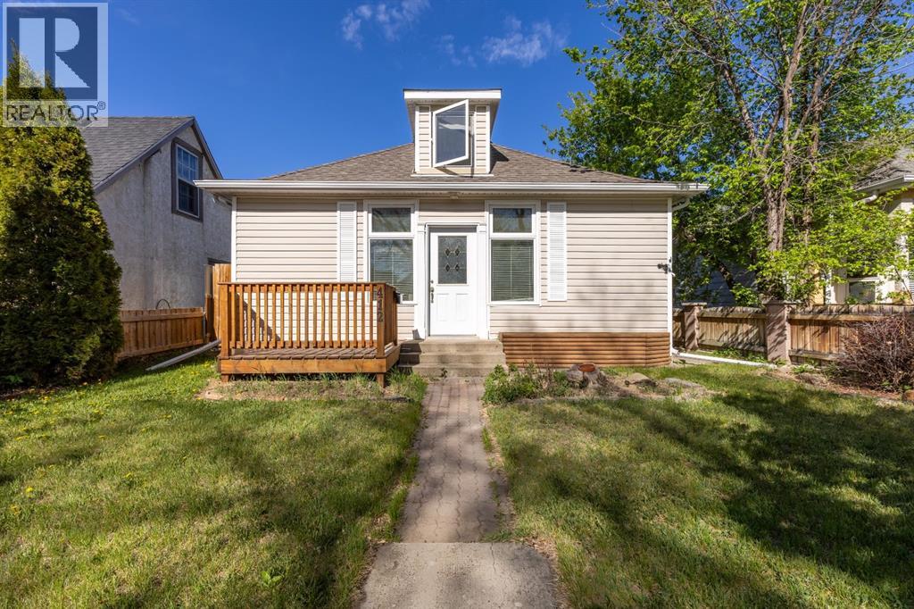 412 12c Street N, Lethbridge, Alberta  T1H 2N1 - Photo 1 - A2310532