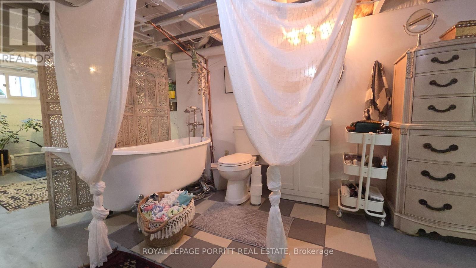 51 Thirty Sixth Street, Toronto, Ontario  M8W 3L1 - Photo 22 - W12884616