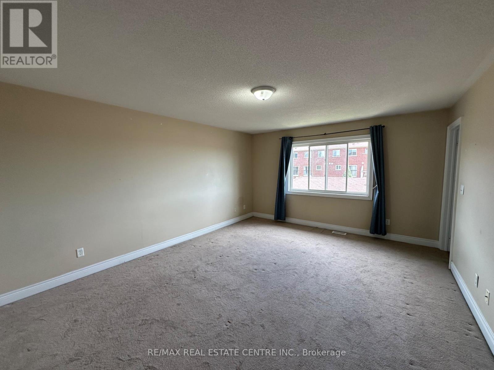 2491 Postmaster Drive, Oakville, Ontario  L6M 0L5 - Photo 17 - W12919564