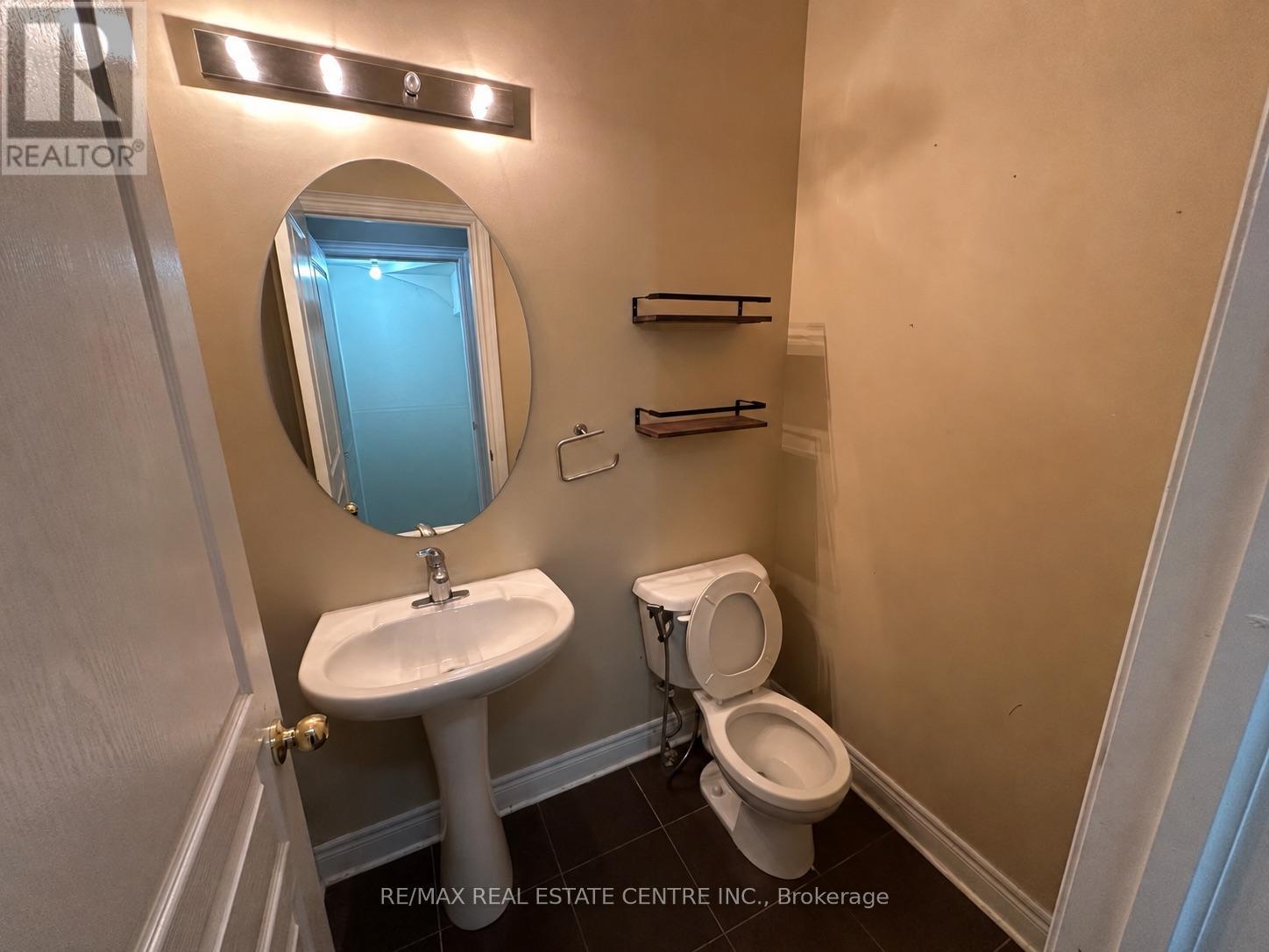 2491 Postmaster Drive, Oakville, Ontario  L6M 0L5 - Photo 27 - W12919564