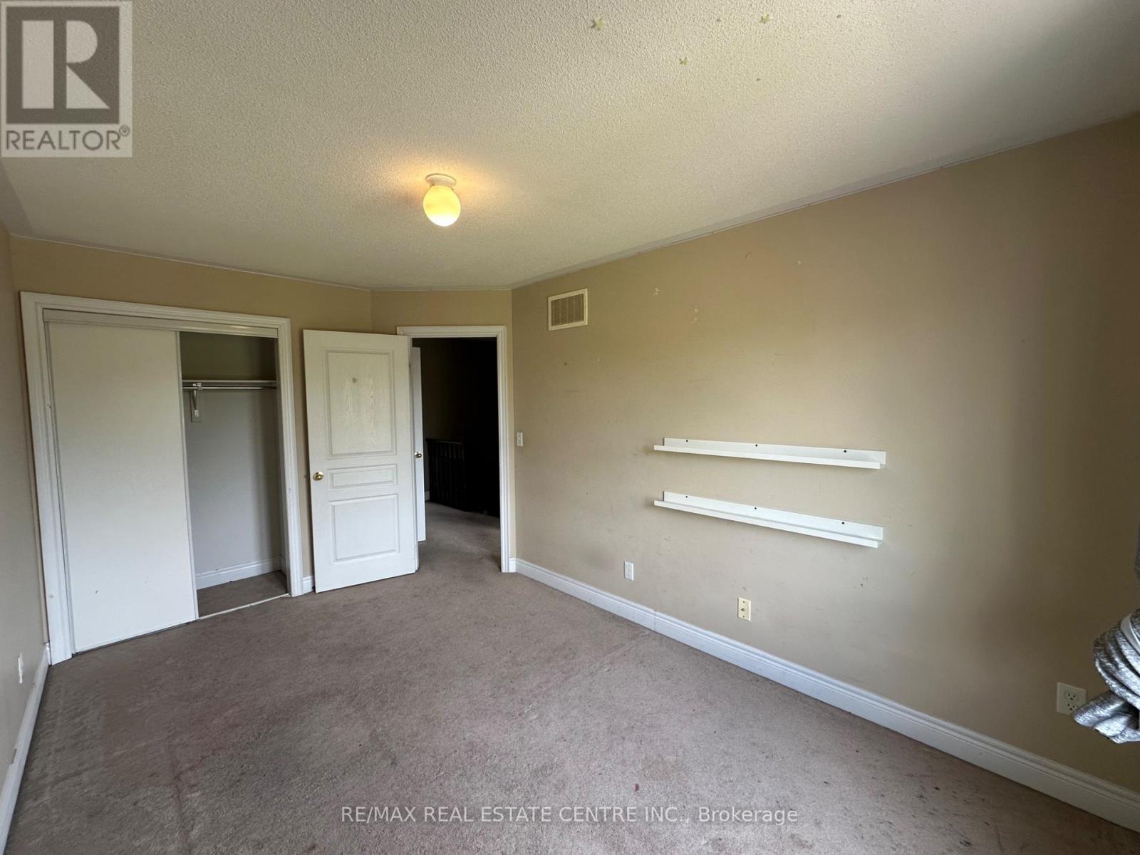 2491 Postmaster Drive, Oakville, Ontario  L6M 0L5 - Photo 23 - W12919564