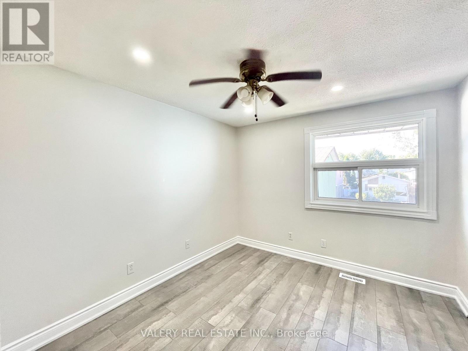 26 Homeland Court, Brampton, Ontario  L6S 1R8 - Photo 10 - W13136926