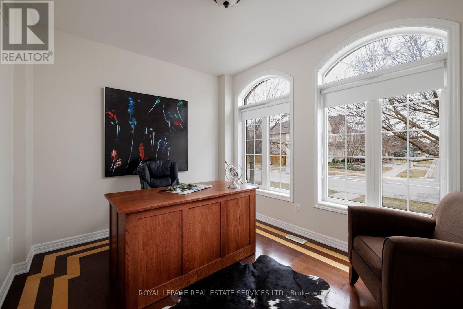 2313 Coronation Drive, Oakville, Ontario  L6H 7N1 - Photo 4 - W13136932