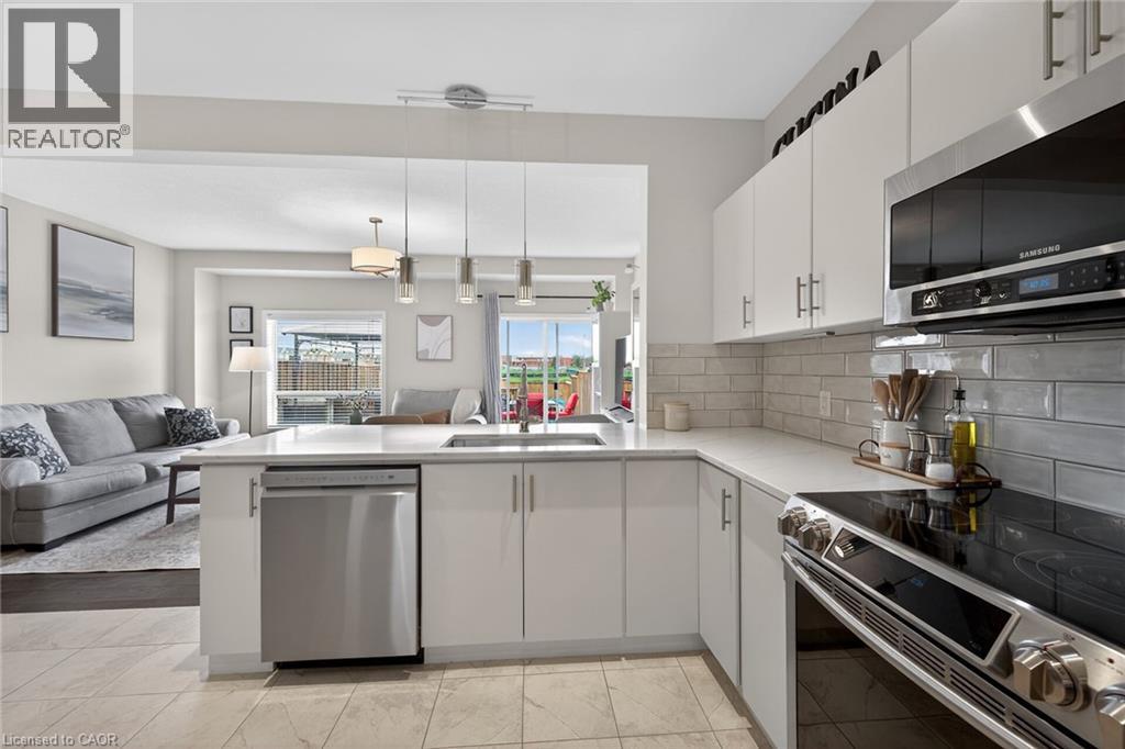 167 Lormont Boulevard, Stoney Creek, Ontario  L8J 0K2 - Photo 2 - 40826849