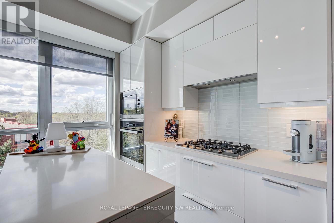 605 - 3 Southvale Drive, Toronto, Ontario  M4G 1G1 - Photo 22 - C13119578
