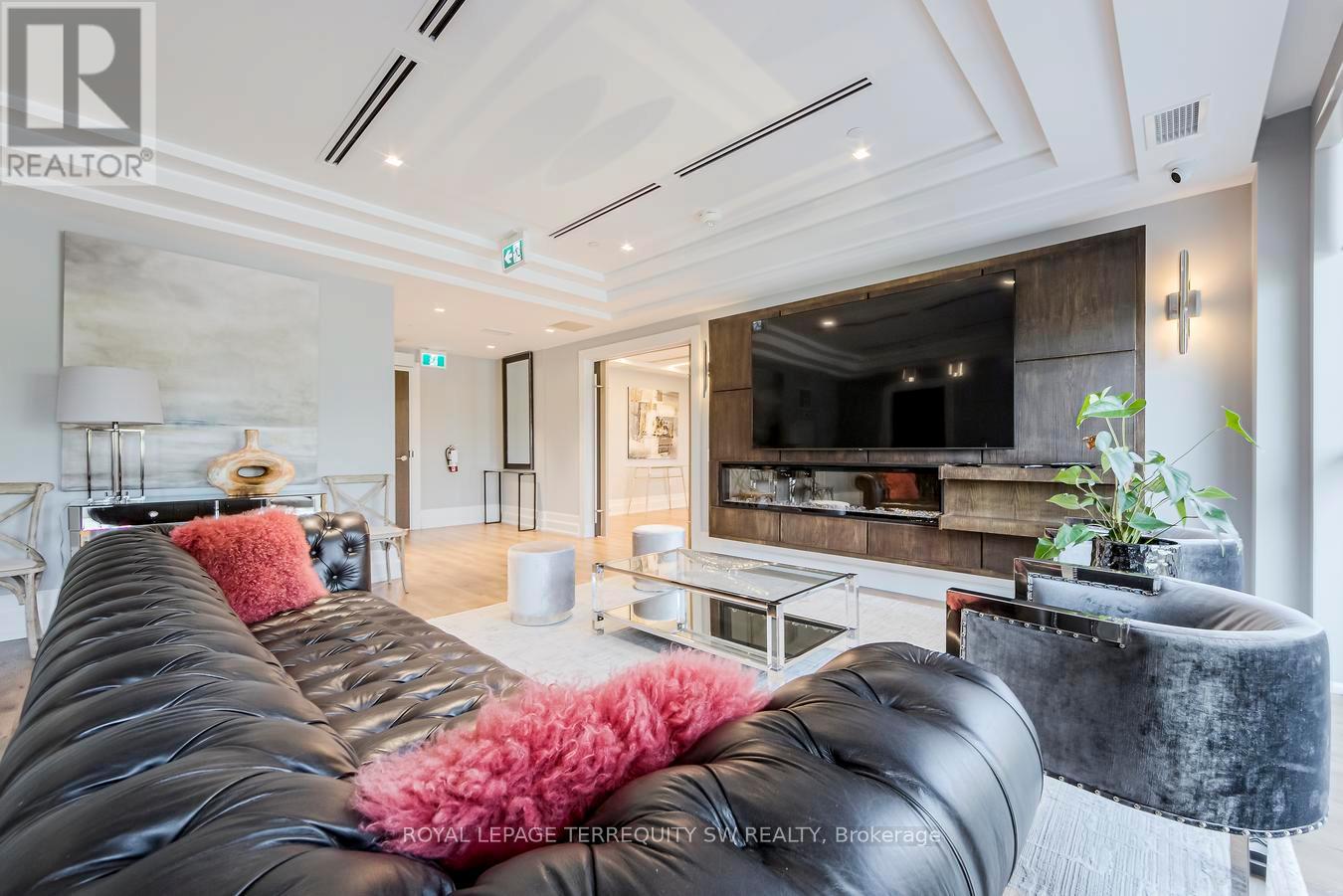 605 - 3 Southvale Drive, Toronto, Ontario  M4G 1G1 - Photo 47 - C13119578