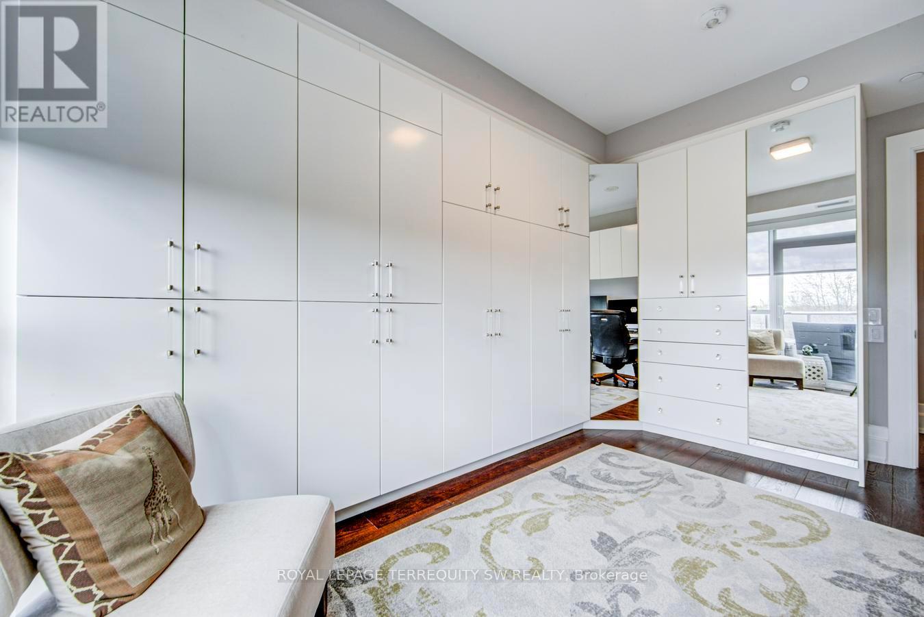 605 - 3 Southvale Drive, Toronto, Ontario  M4G 1G1 - Photo 39 - C13119578