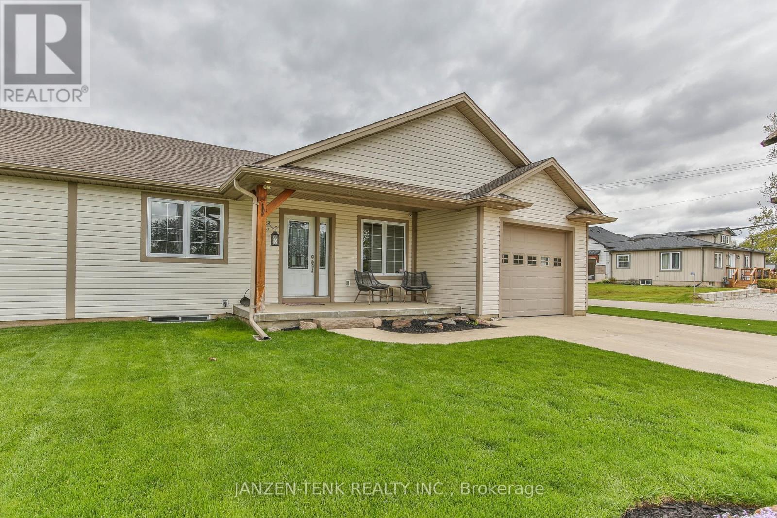 9240 Old Chapel Street, Bayham, Ontario  N0J 1Y0 - Photo 3 - X13136998