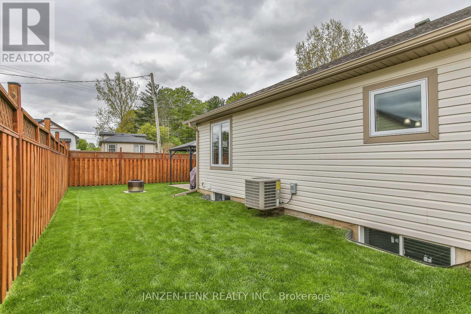 9240 Old Chapel Street, Bayham, Ontario  N0J 1Y0 - Photo 34 - X13136998