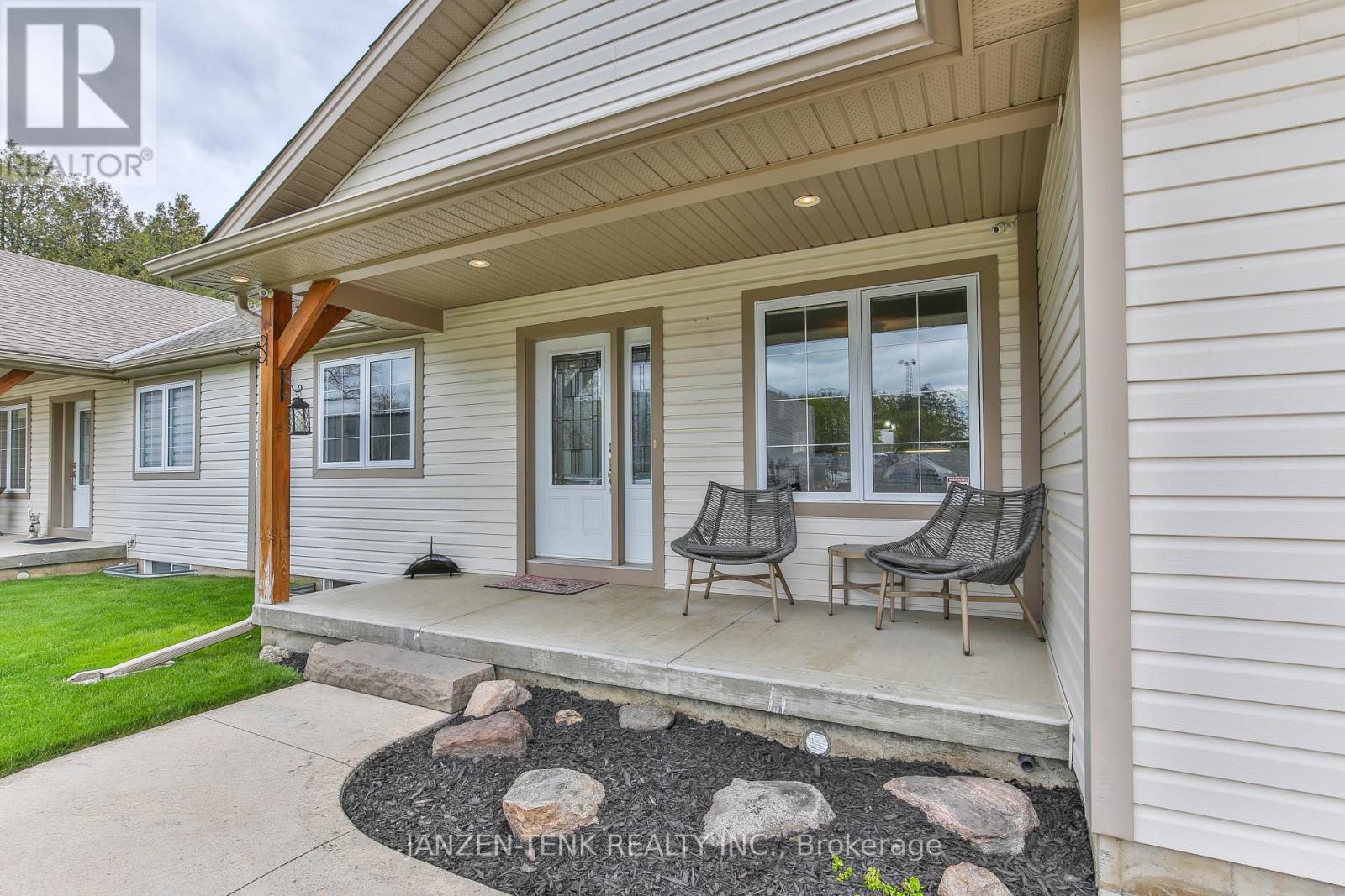 9240 Old Chapel Street, Bayham, Ontario  N0J 1Y0 - Photo 4 - X13136998