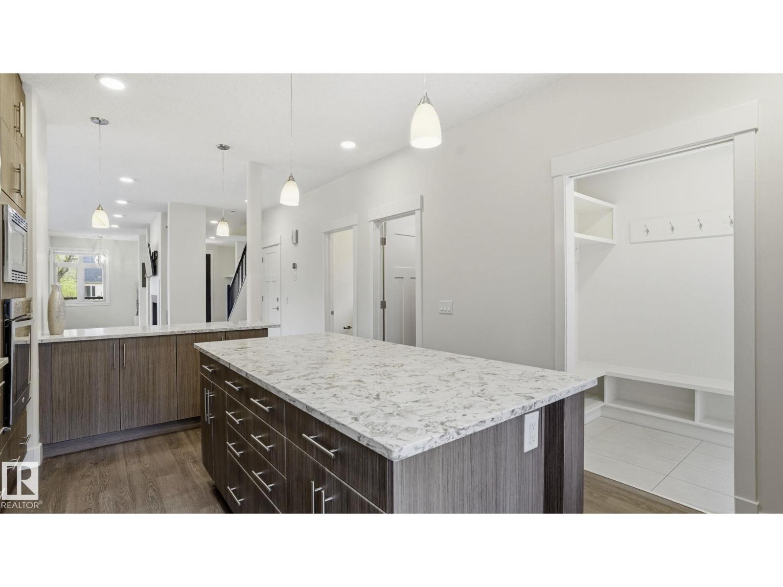 11002 University Av Nw, Edmonton, Alberta  T6G 1Y3 - Photo 14 - E4488158