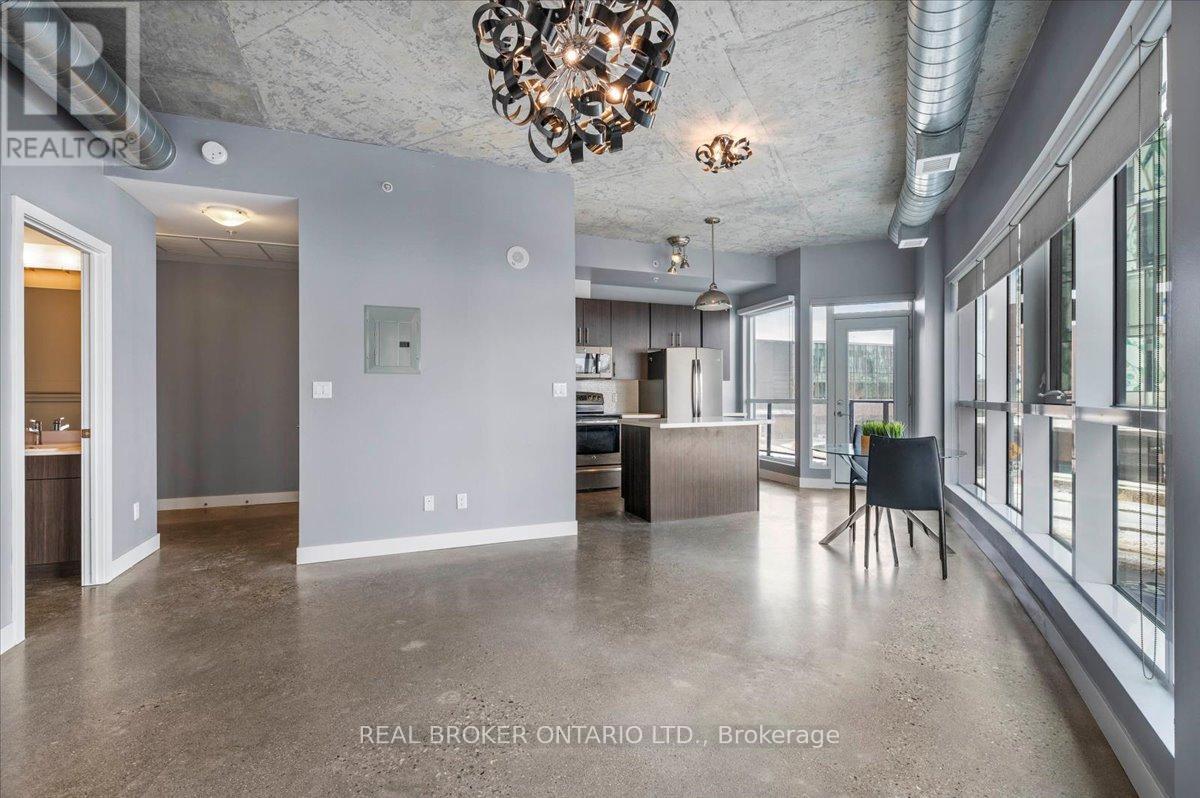 203 - 1 Victoria Street S, Kitchener, Ontario  N2G 0B5 - Photo 5 - X13136916