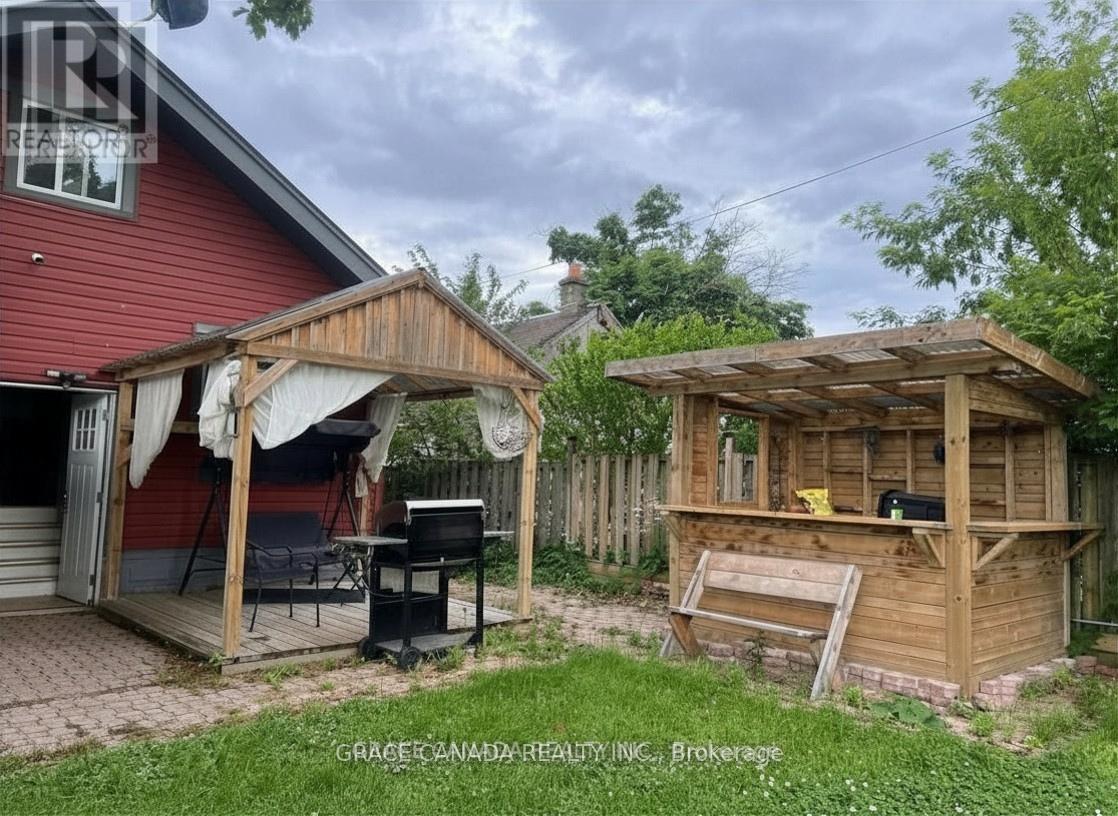 Main Level - 4765 Sixth Avenue, Niagara Falls, Ontario  L2E 4T6 - Photo 8 - X13136938