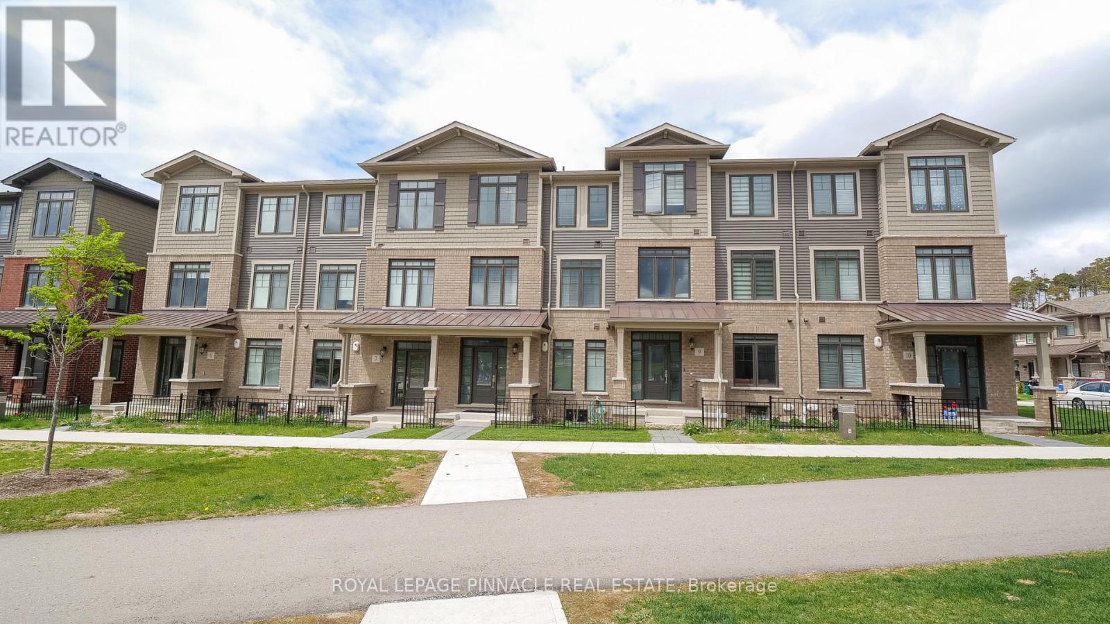 8 - 100 Hollywood Court, Cambridge, Ontario  M1R 0C5 - Photo 2 - X13136960