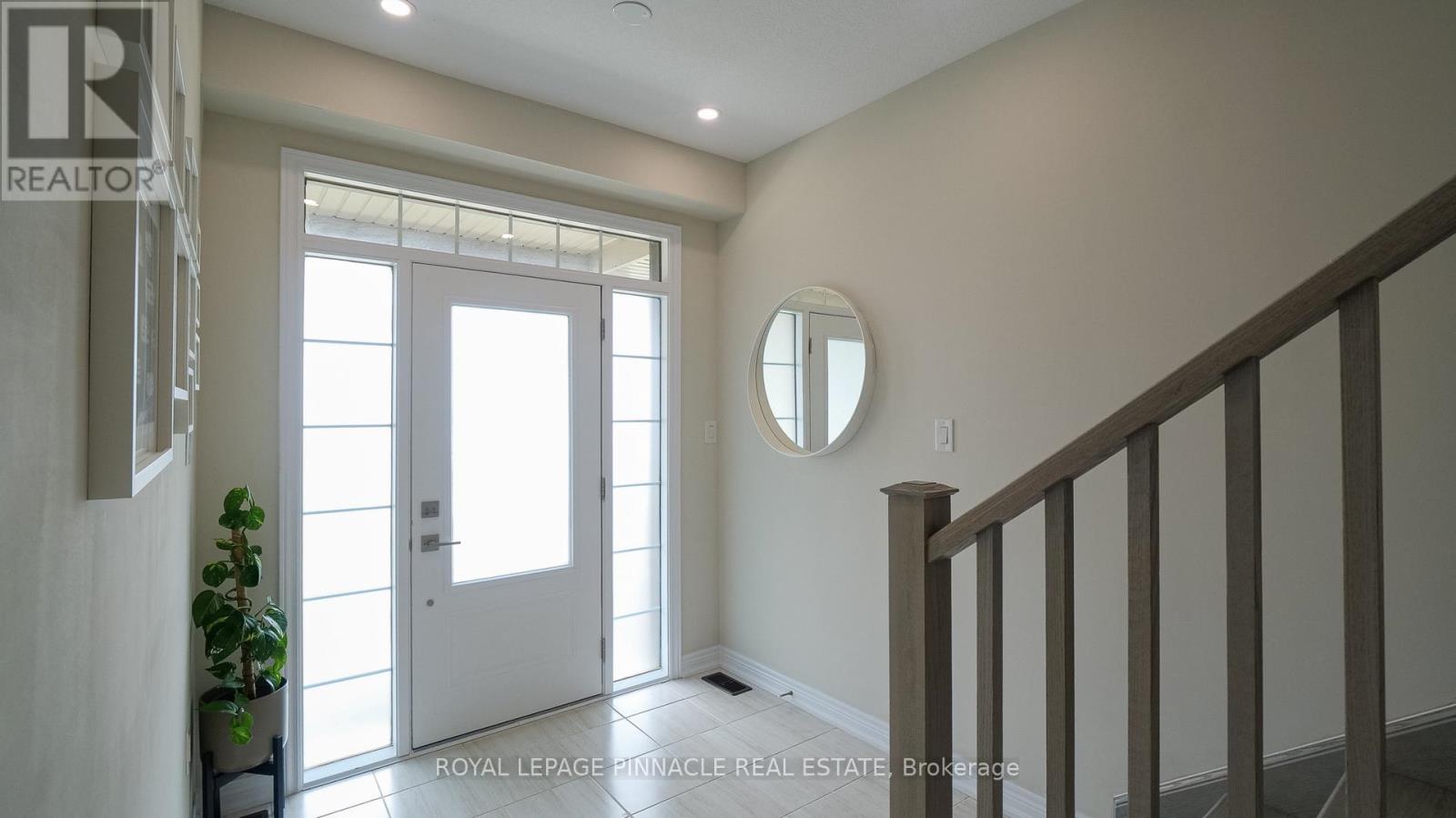 8 - 100 Hollywood Court, Cambridge, Ontario  M1R 0C5 - Photo 4 - X13136960