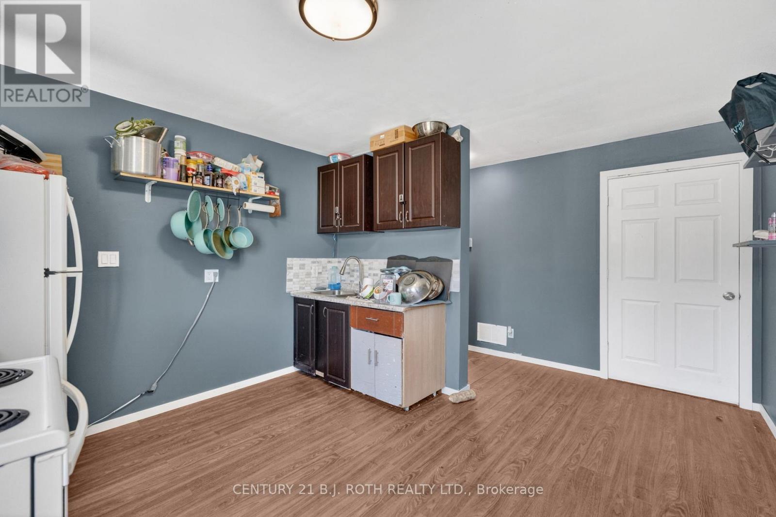 1411 Hwy 11 S, Gravenhurst, Ontario  P0E 1G0 - Photo 45 - X13136978