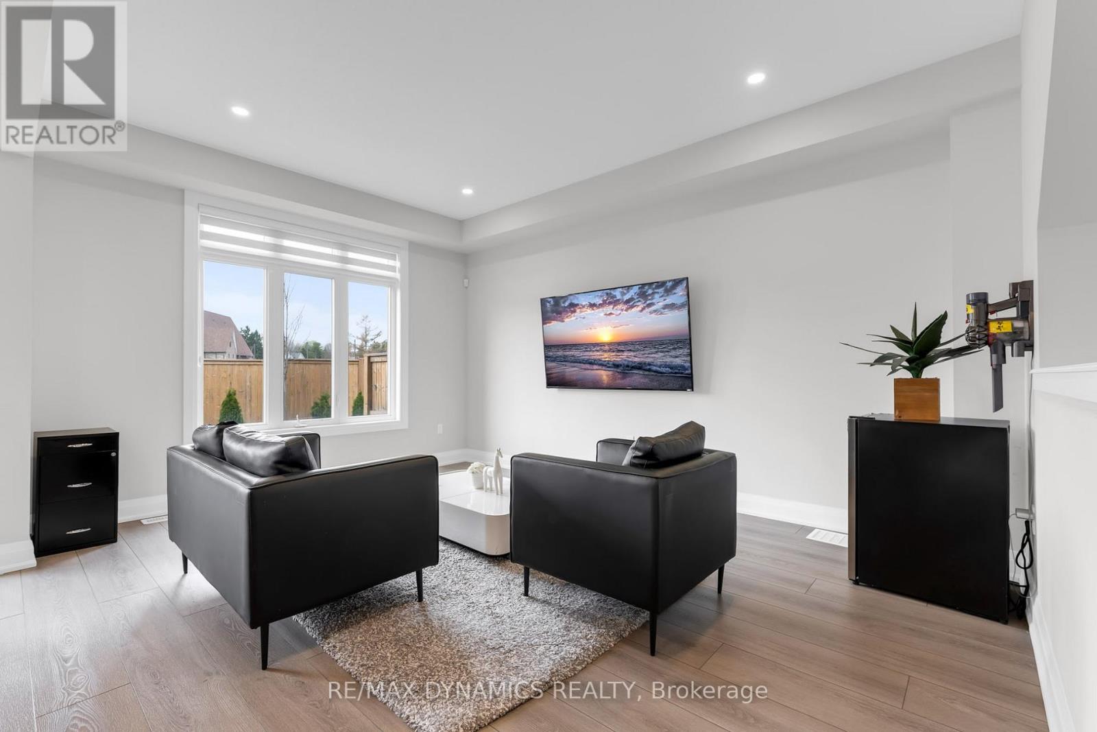 110 - 4552 Portage Road, Niagara Falls, Ontario  L2E 6A8 - Photo 4 - X13137102