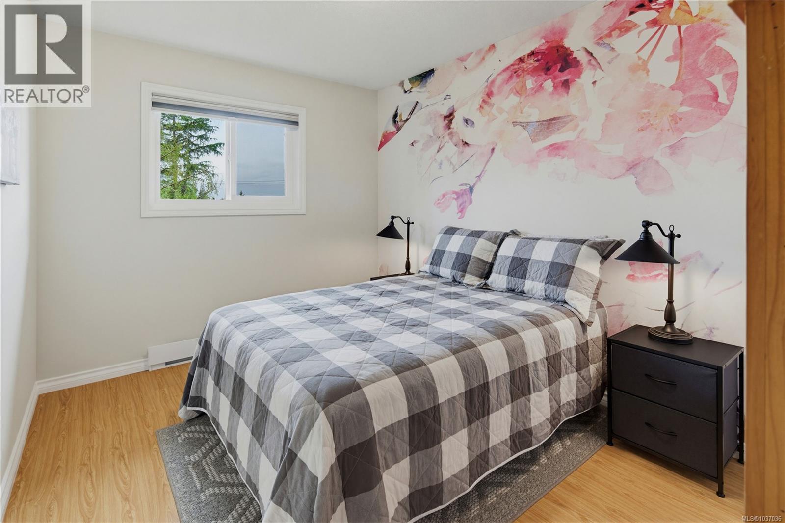 6 3981 Nelthorpe St, Saanich, British Columbia  V8X 3Z2 - Photo 14 - 1037036