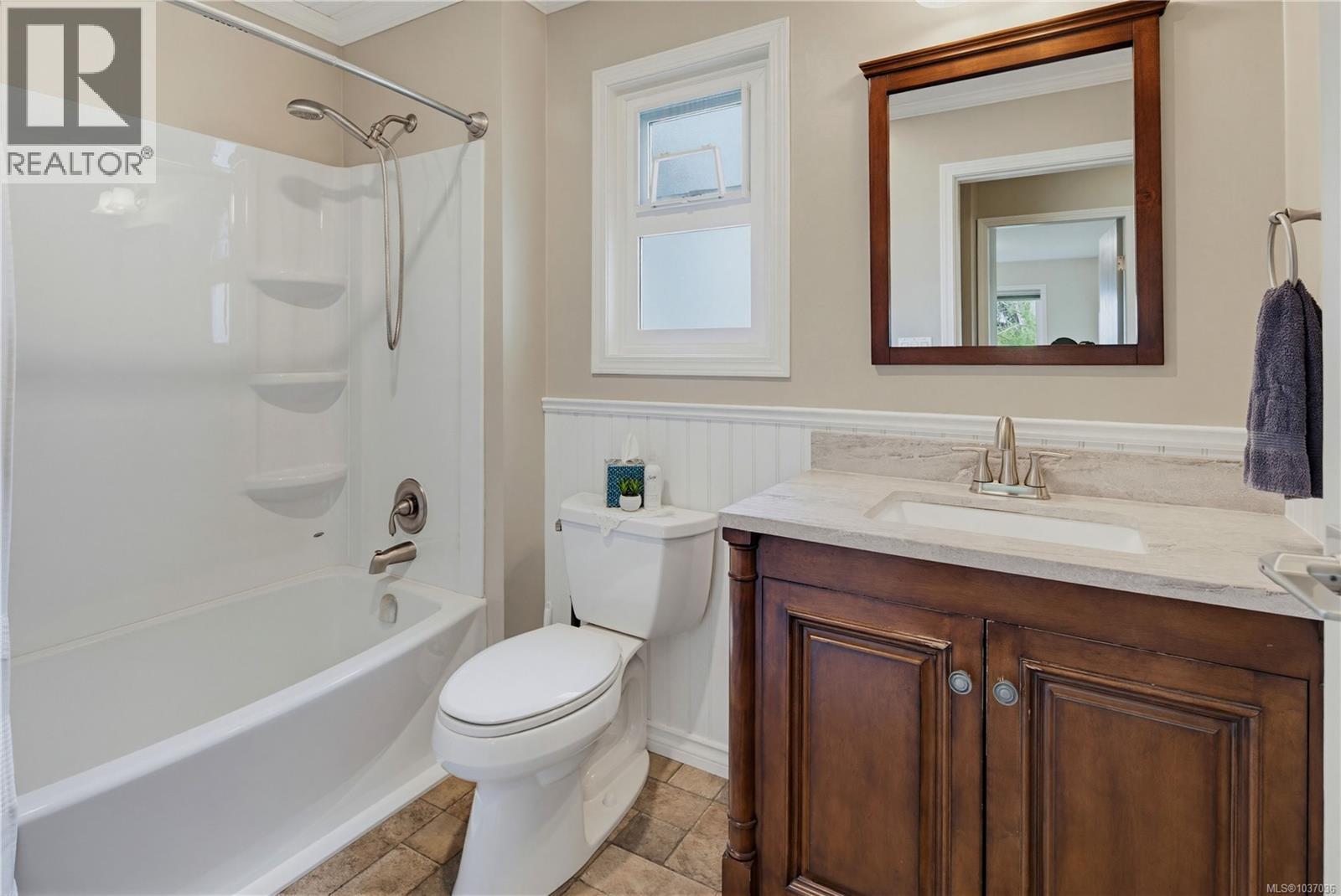 6 3981 Nelthorpe St, Saanich, British Columbia  V8X 3Z2 - Photo 17 - 1037036