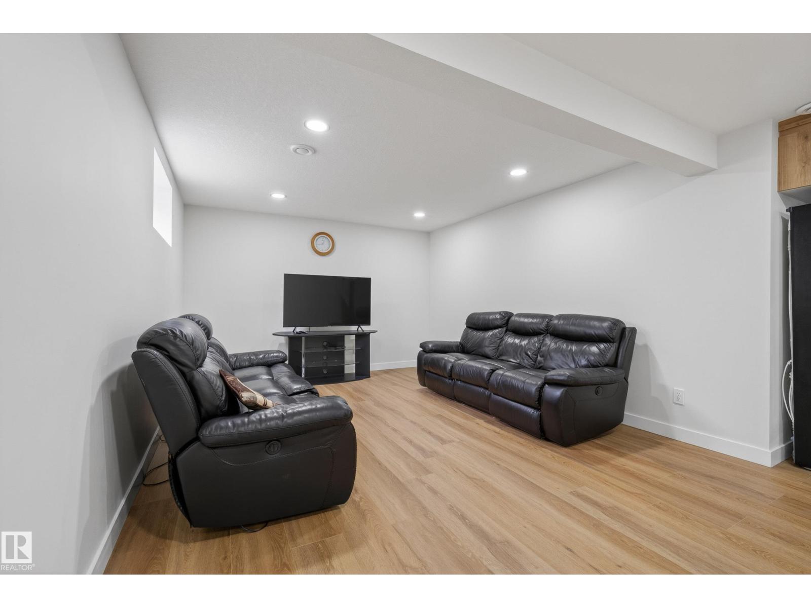 11 Labelle Cr, St. Albert, Alberta  T8N 2G6 - Photo 34 - E4488155