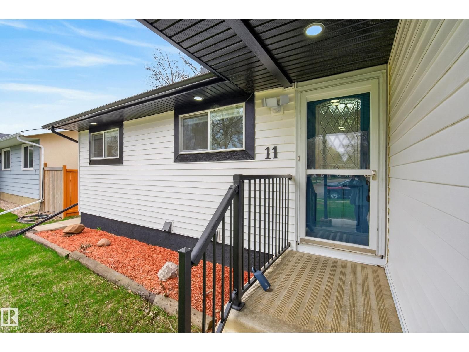 11 Labelle Cr, St. Albert, Alberta  T8N 2G6 - Photo 53 - E4488155