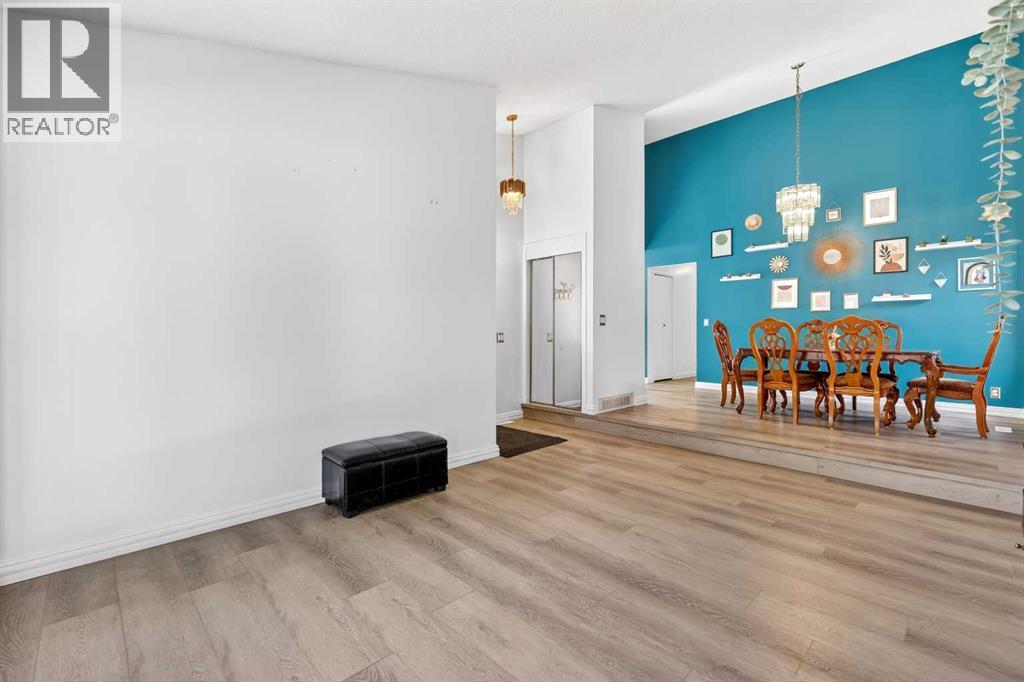 236 Mckerrell Way SE, Calgary, Alberta  T2Z 1N8 - Photo 8 - A2309398