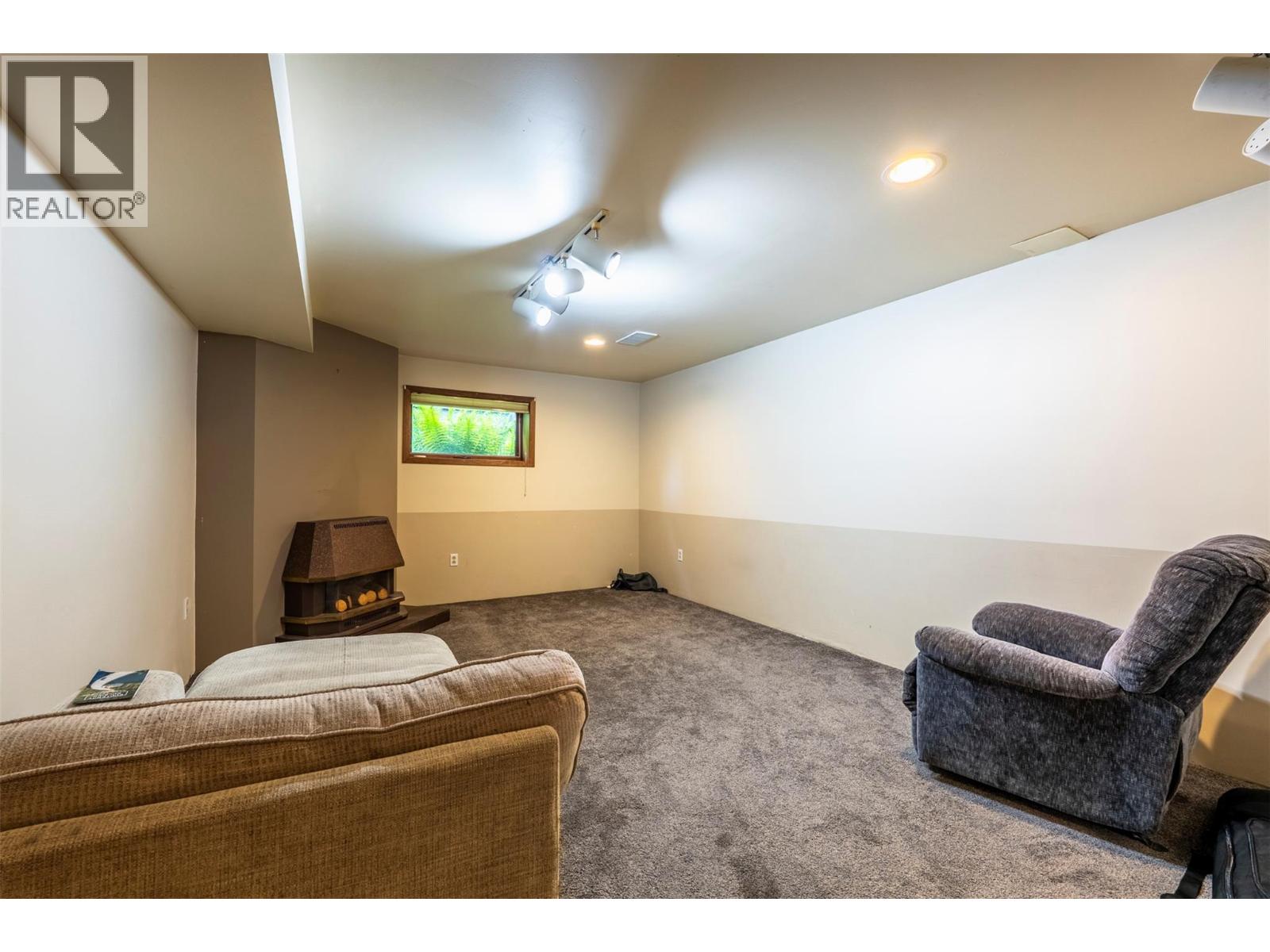 703 West Innes Street, Nelson, British Columbia  V1L 3J4 - Photo 23 - 10387679