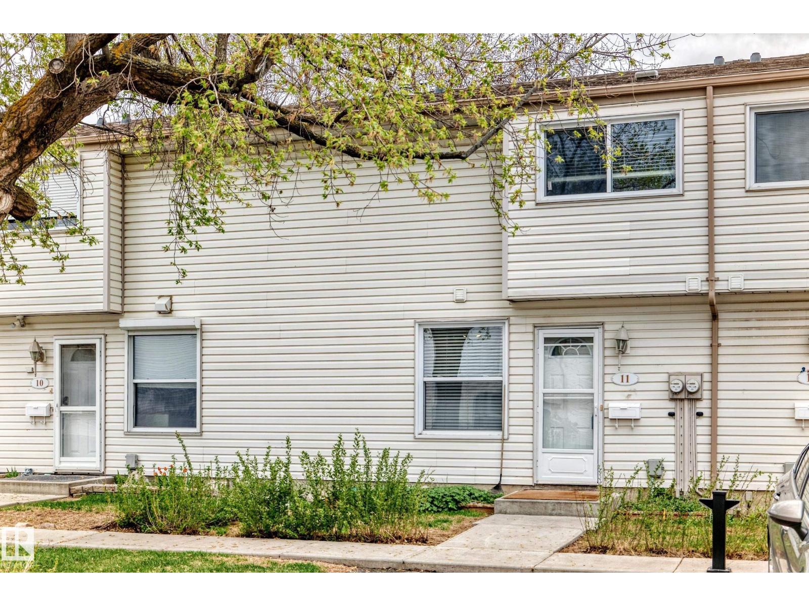 #11 2024 57 ST NW, edmonton, Alberta