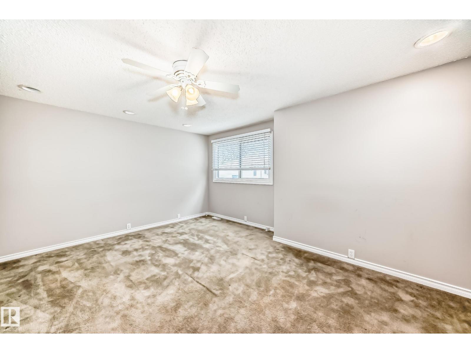 #11 2024 57 St Nw, Edmonton, Alberta  T6L 2Z3 - Photo 11 - E4488162