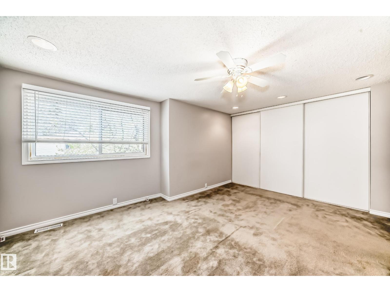 #11 2024 57 St Nw, Edmonton, Alberta  T6L 2Z3 - Photo 12 - E4488162