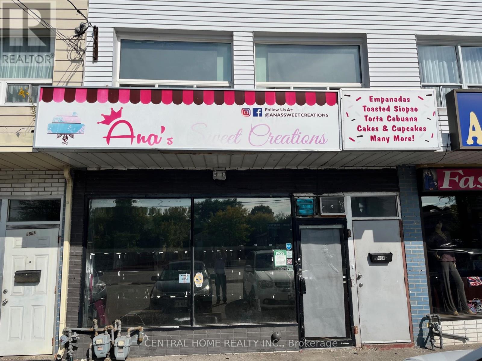 664 SHEPPARD AVENUE W, Toronto, Ontario