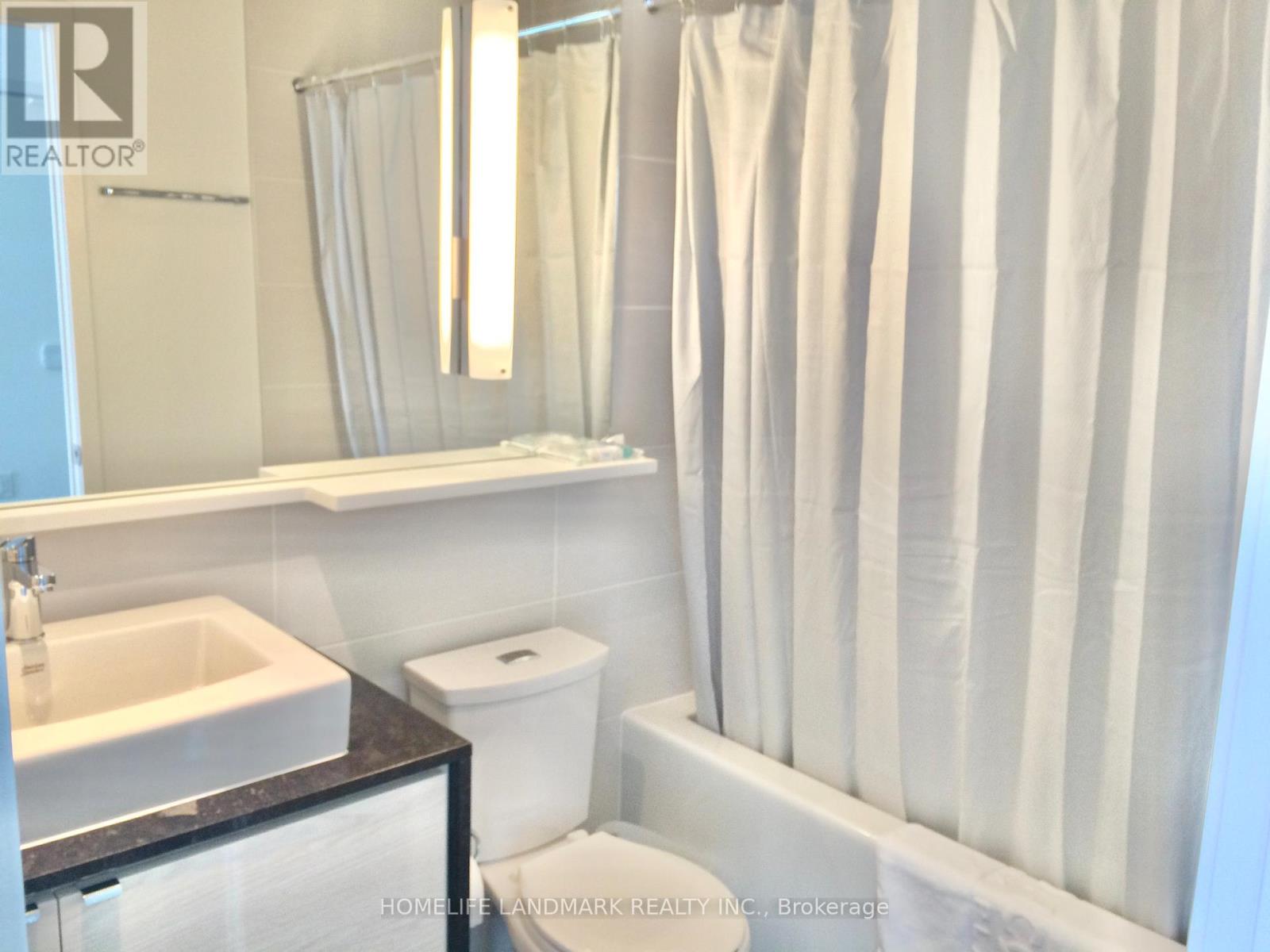 1901 - 121 Mcmahon Drive, Toronto, Ontario  M2K 0C1 - Photo 5 - C13137128