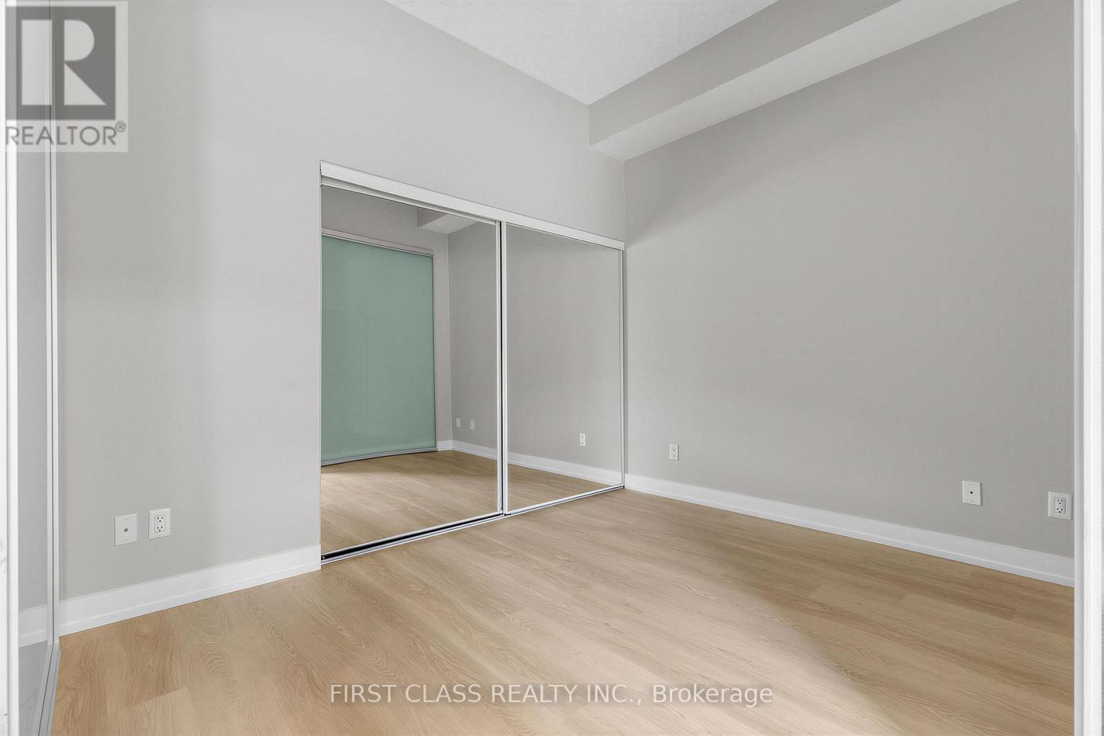 216 - 169 Fort York Boulevard, Toronto, Ontario  M5V 0C8 - Photo 18 - C13137170