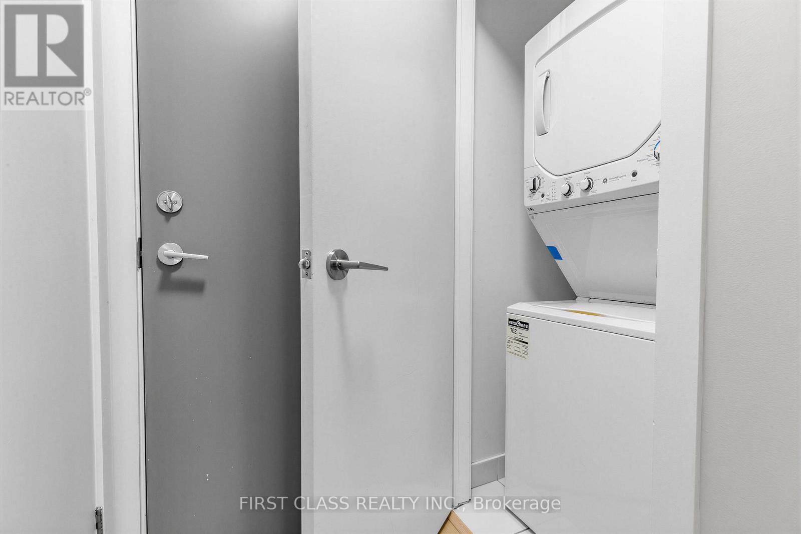 216 - 169 Fort York Boulevard, Toronto, Ontario  M5V 0C8 - Photo 19 - C13137170