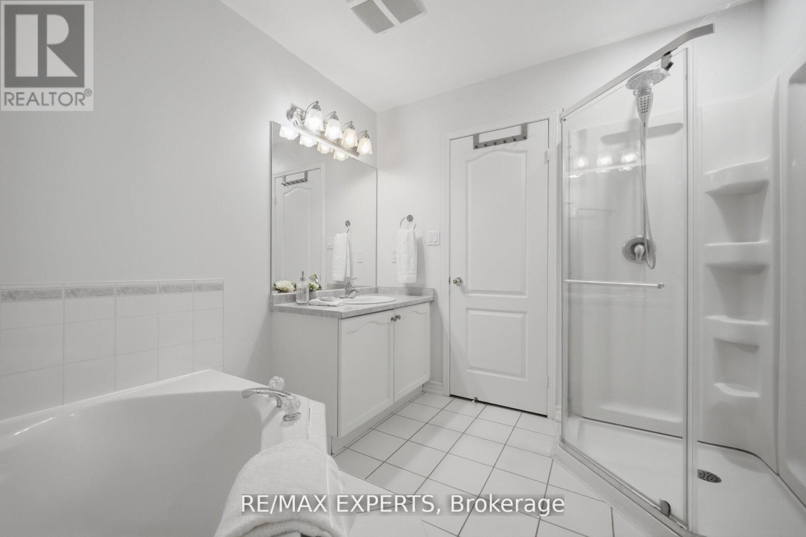 112 - 1995 Royal Road, Pickering, Ontario  L1V 6V9 - Photo 21 - E13137040
