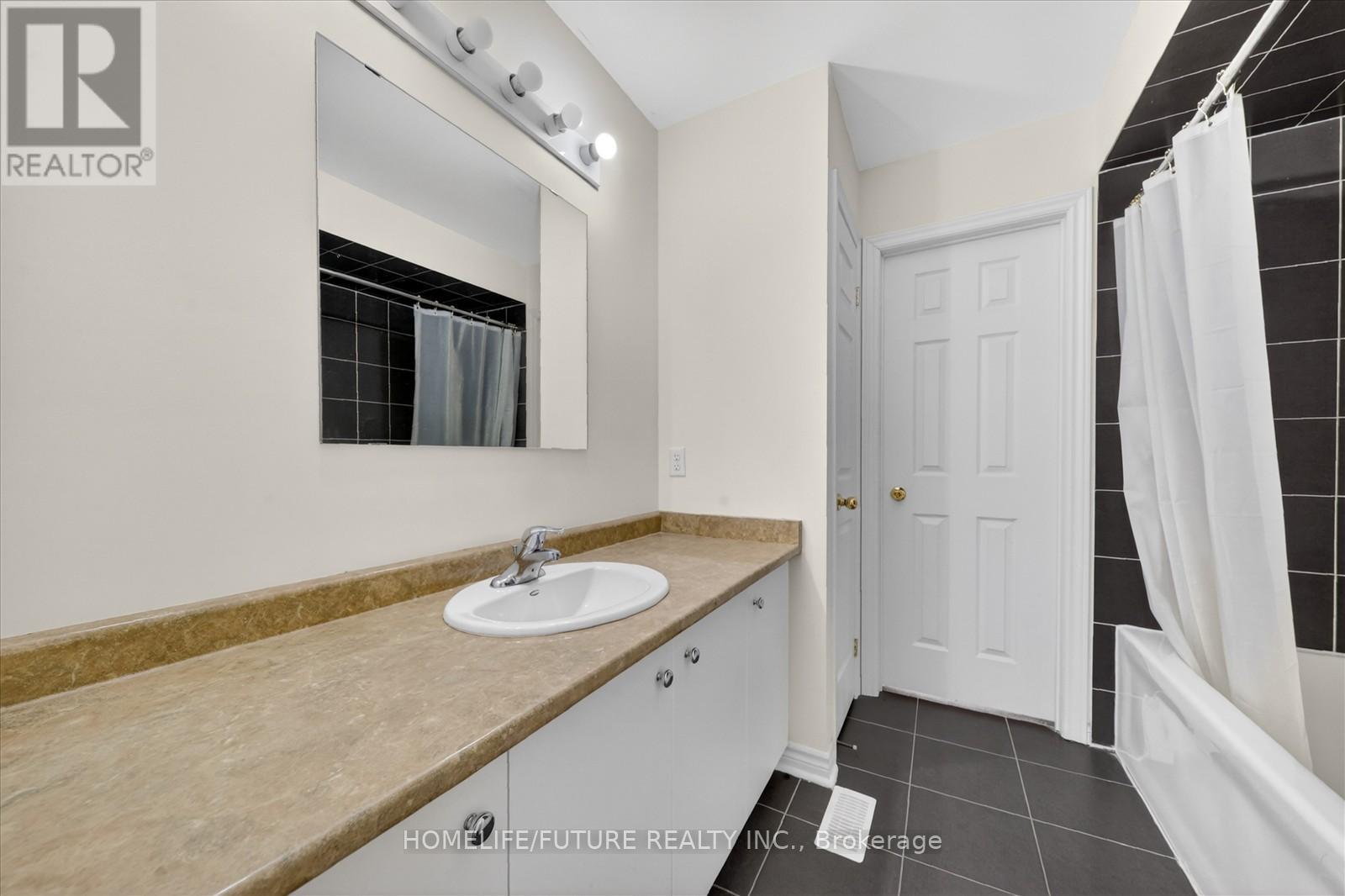 855 Wrenwood Drive, Oshawa, Ontario  L1K 0V8 - Photo 20 - E13137042
