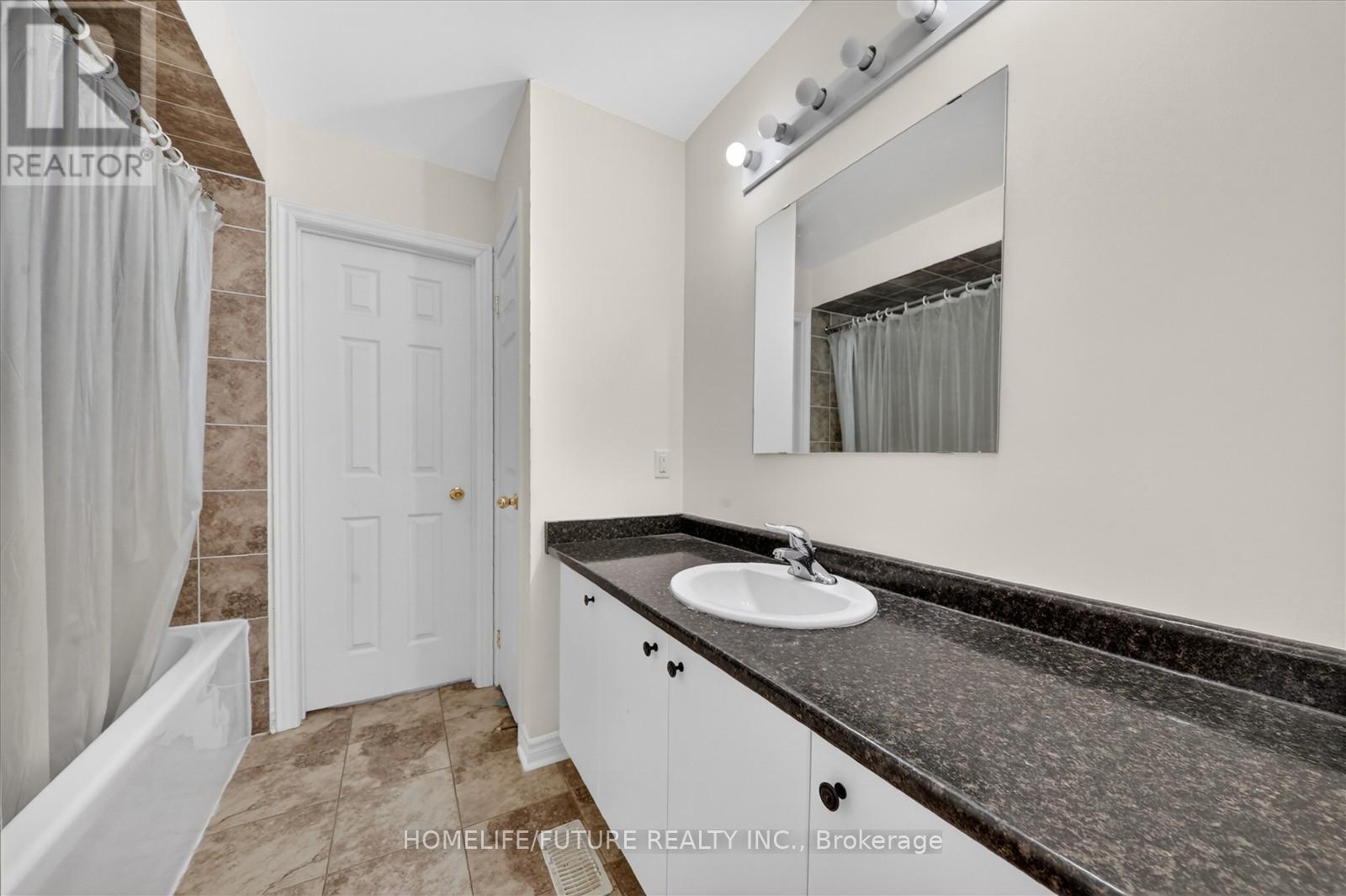 855 Wrenwood Drive, Oshawa, Ontario  L1K 0V8 - Photo 25 - E13137042