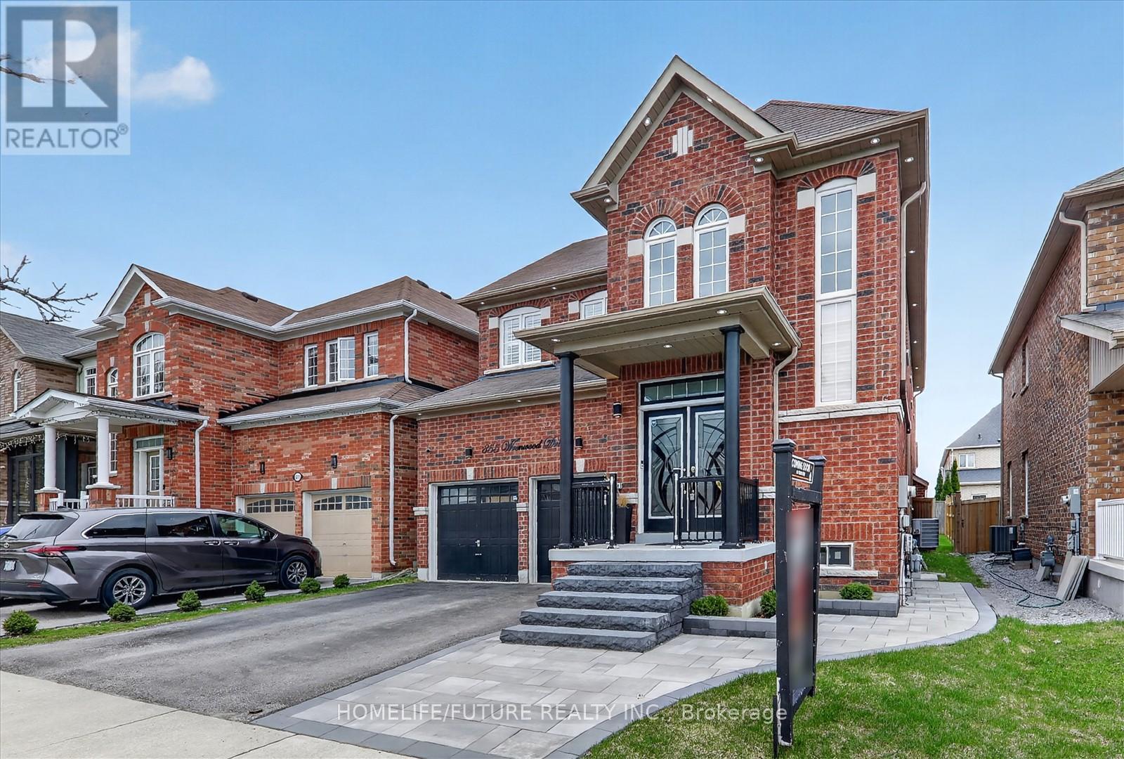 855 Wrenwood Drive, Oshawa, Ontario  L1K 0V8 - Photo 3 - E13137042