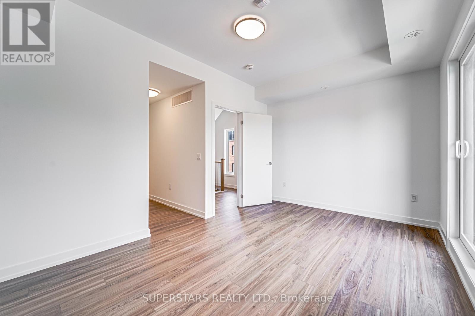 31 Calamint Lane, Toronto, Ontario  M1W 2H1 - Photo 18 - E13137098