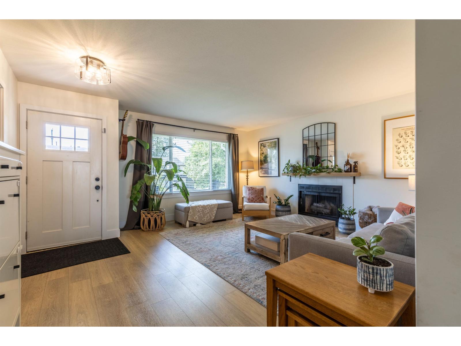 9537 214a Street, Langley, British Columbia  V1M 1T4 - Photo 3 - R3124038