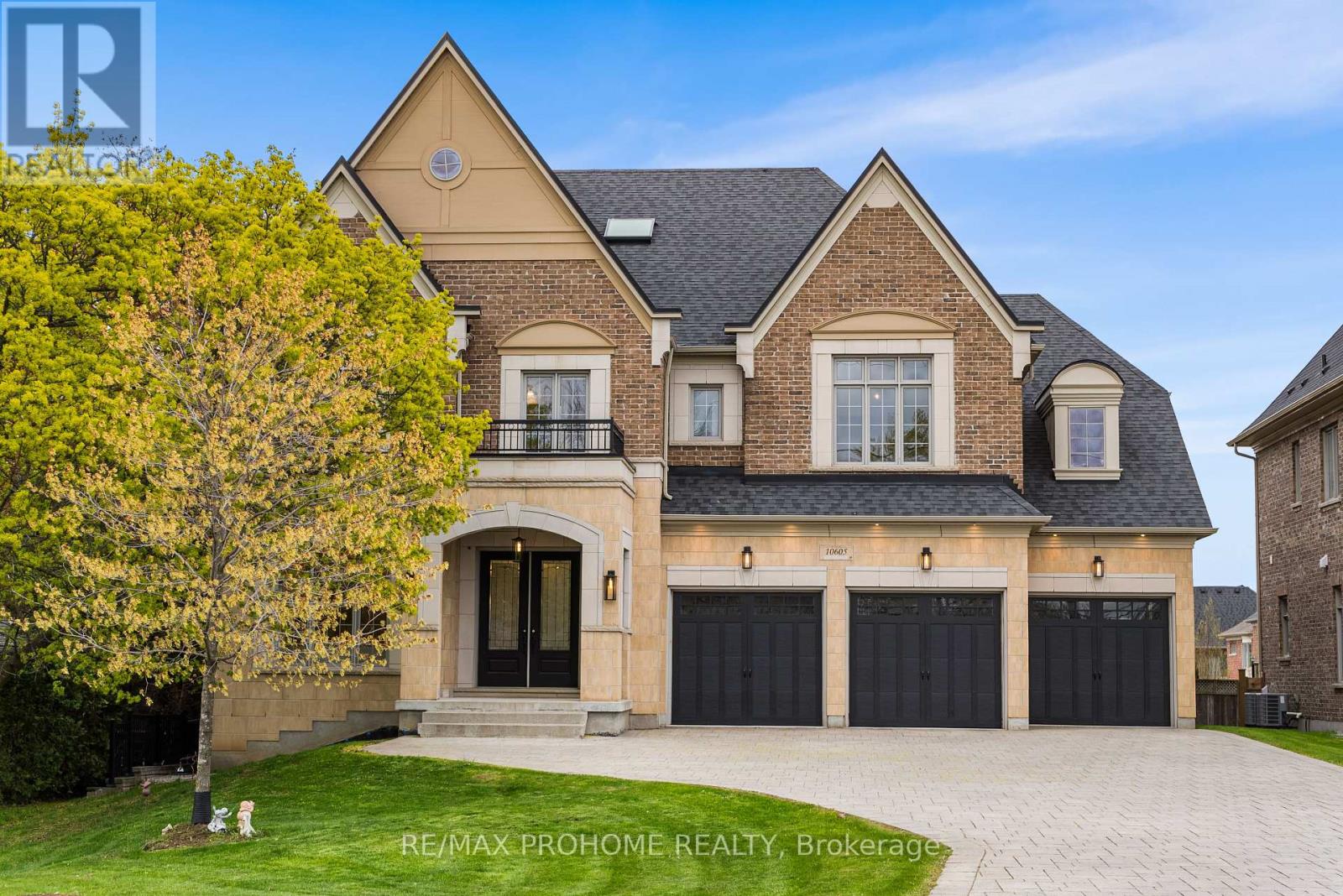 10605 Victoria Square Boulevard, Markham, Ontario  L6C 0N7 - Photo 2 - N13137052