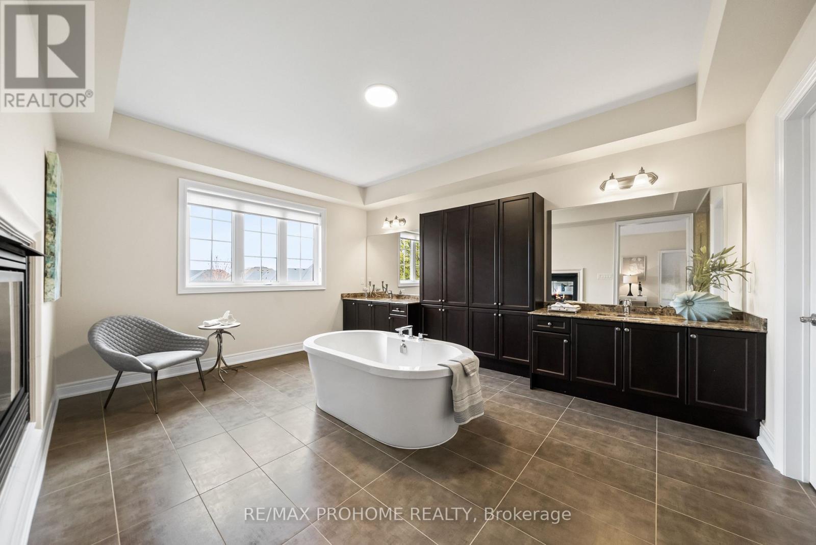 10605 Victoria Square Boulevard, Markham, Ontario  L6C 0N7 - Photo 34 - N13137052