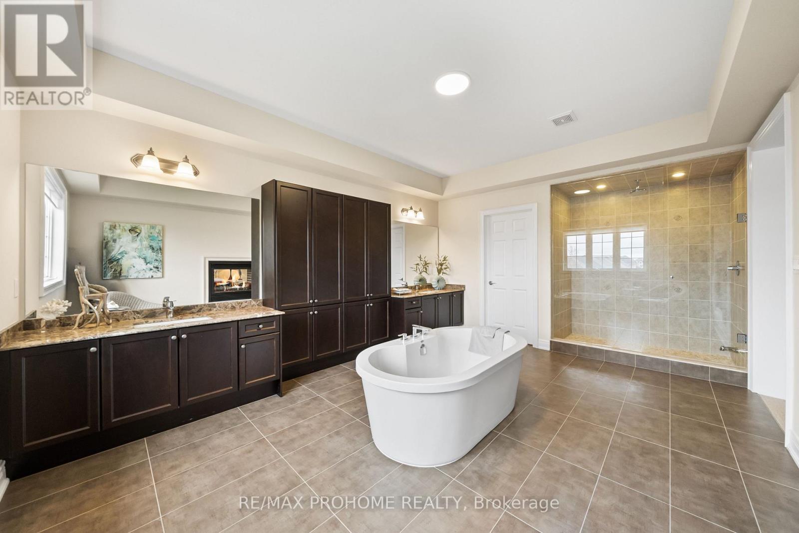 10605 Victoria Square Boulevard, Markham, Ontario  L6C 0N7 - Photo 35 - N13137052