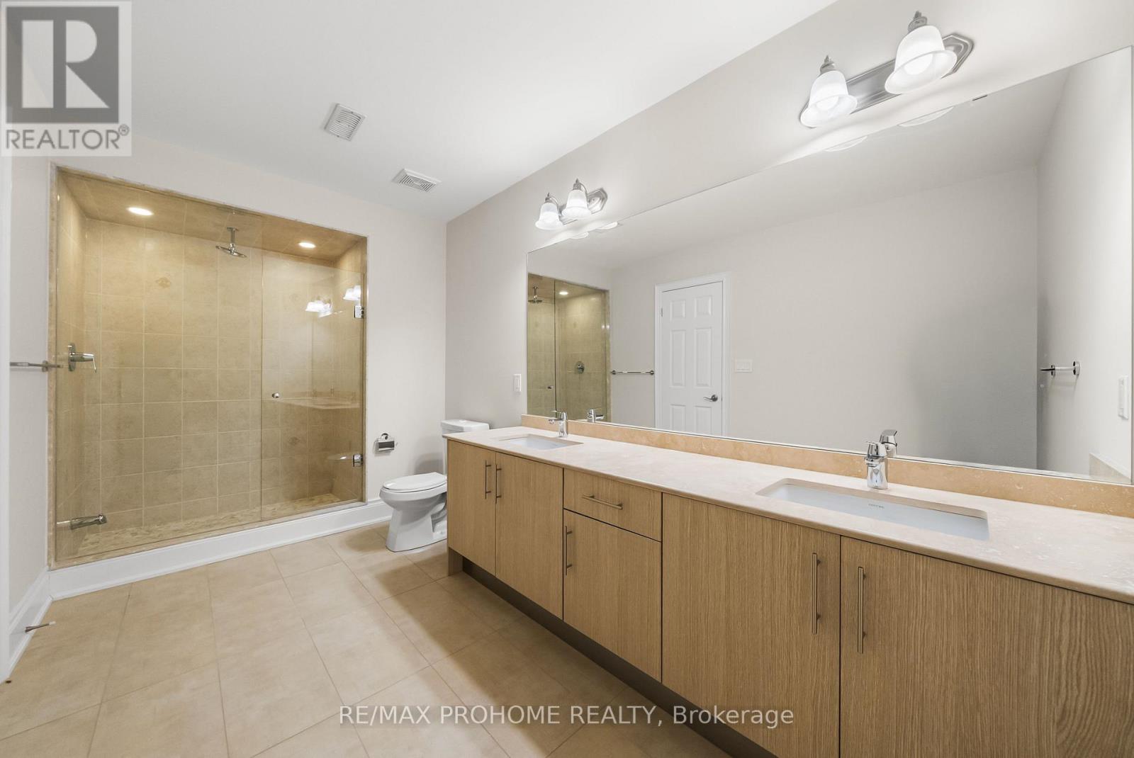 10605 Victoria Square Boulevard, Markham, Ontario  L6C 0N7 - Photo 41 - N13137052