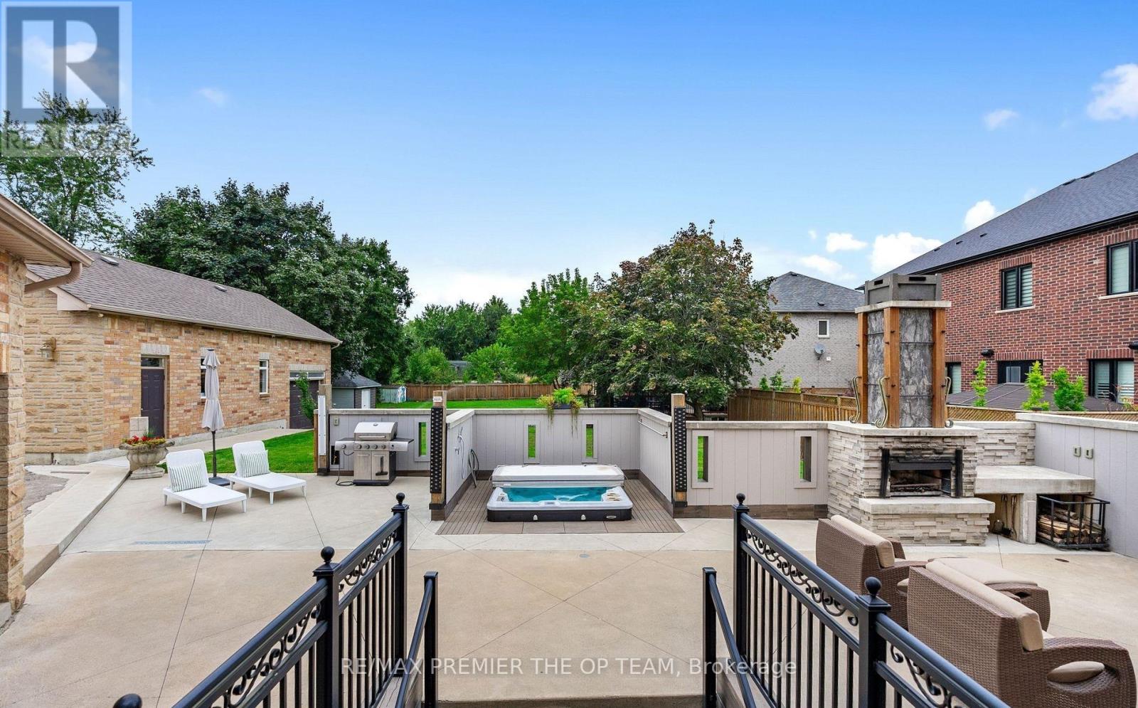 294 Sunset Beach Road, Richmond Hill, Ontario  L4E 3H2 - Photo 32 - N13137086
