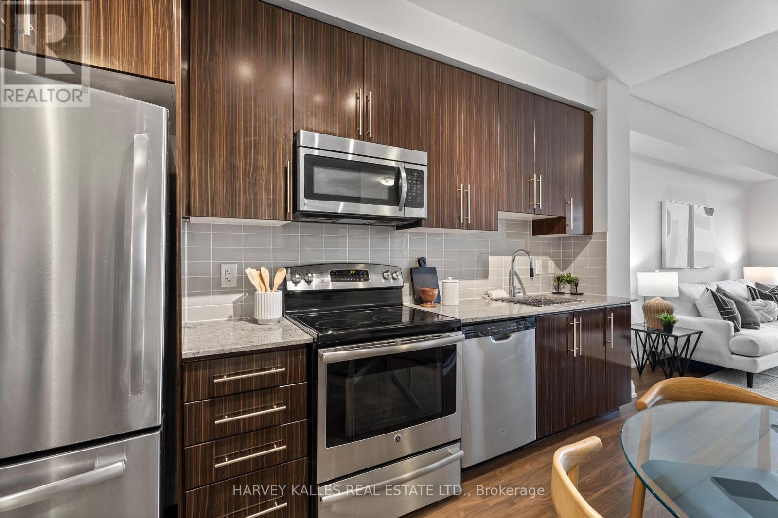 709 - 7171 Yonge Street, Markham, Ontario  L3T 0C5 - Photo 11 - N13137166