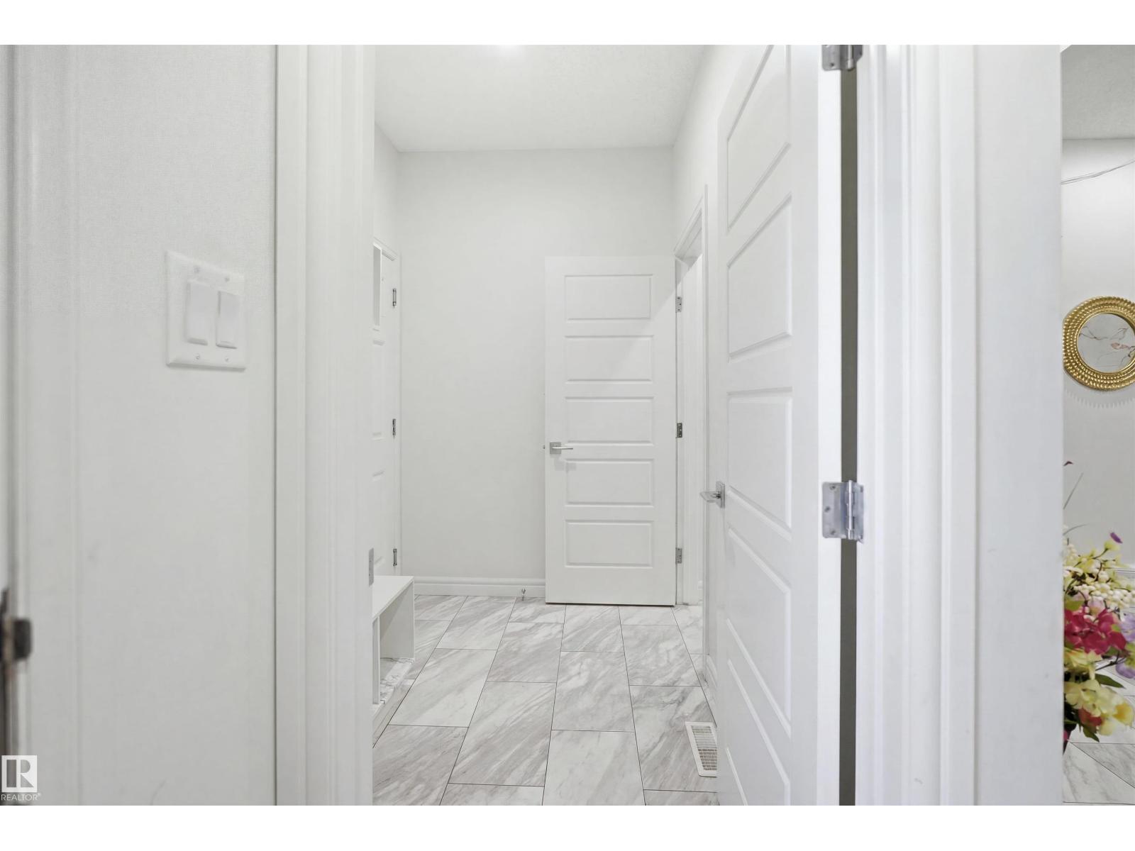 1315 20 St Nw, Edmonton, Alberta  T6T 2R8 - Photo 4 - E4488164